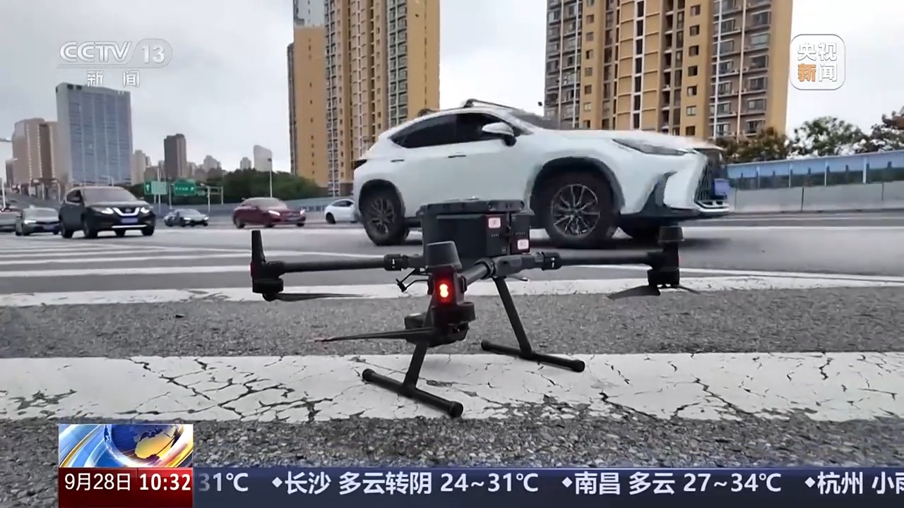 無信號(hào)燈路口通行規(guī)則_出行提示_國慶中秋假期交通安全提示