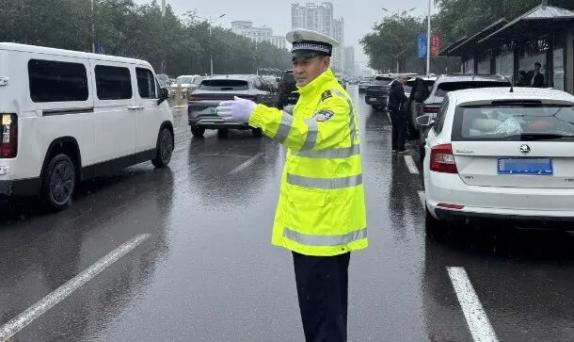 運城暴雨交通安全提示_出行提示_雨天駕車安全注意事項