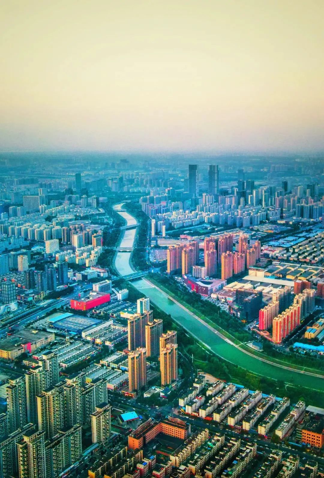 鄭州元旦假期交通出行提示_元旦鄭州交通壓力路段_出行提示