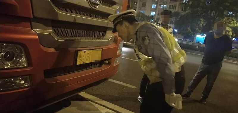 天津貨車限行交通違法 夜間集中治理行動 涉牌涉酒駕駛查處_禁行