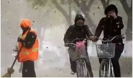 河南雨雪天氣_出行提示_雨雪天氣行車安全指南