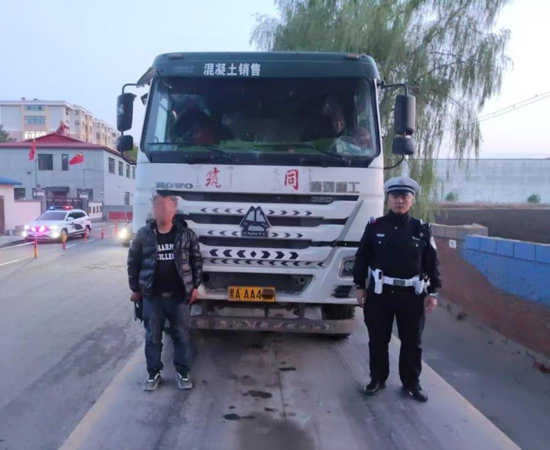 禁行_大貨車超限超載整治_哈爾濱交警夏防行動(dòng)